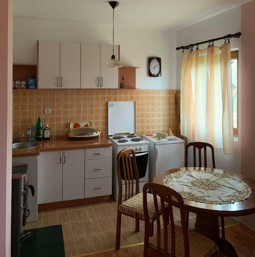 Apartments Darija Жабляк Экстерьер фото